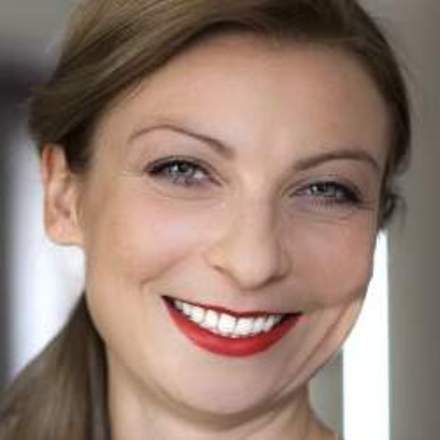 Julia Kronenberg