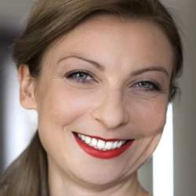 Julia Kronenberg