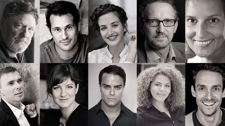 Into the Christmas season with magical voices!