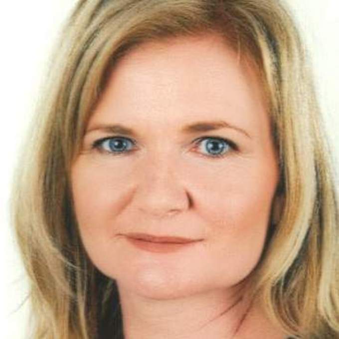 Eva Salzner