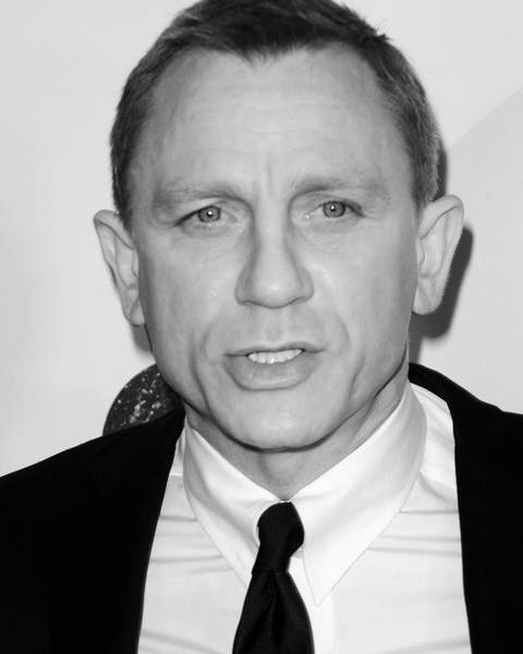 Daniel Craig